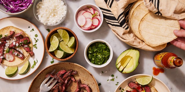 taco toppings cinco de mayo header