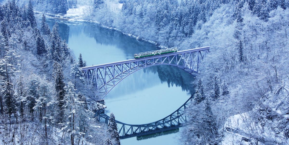 8 of the Most Spectacular Winter Train Rides Around the World