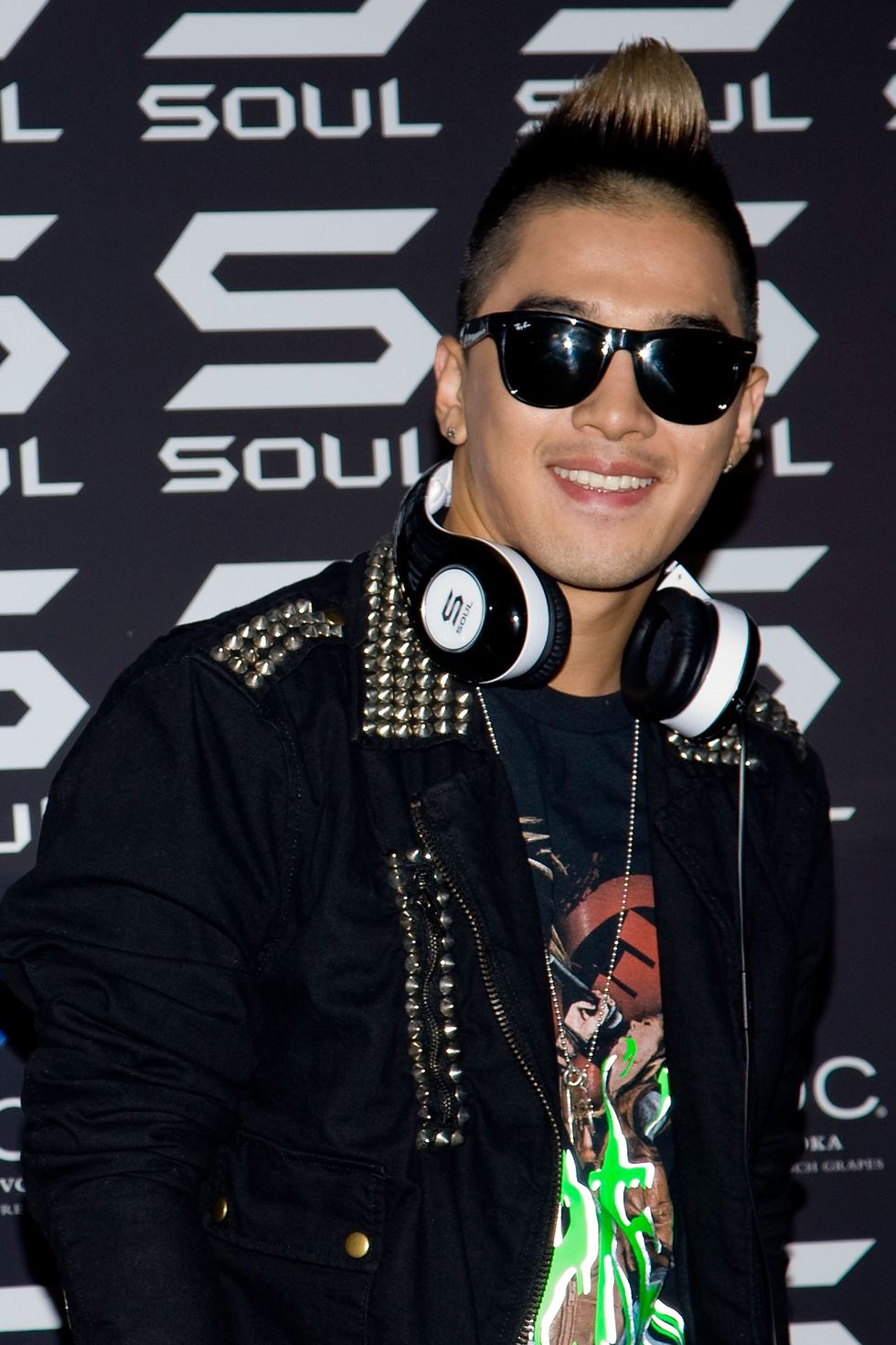 "soul by ludacris" with big bang launching party