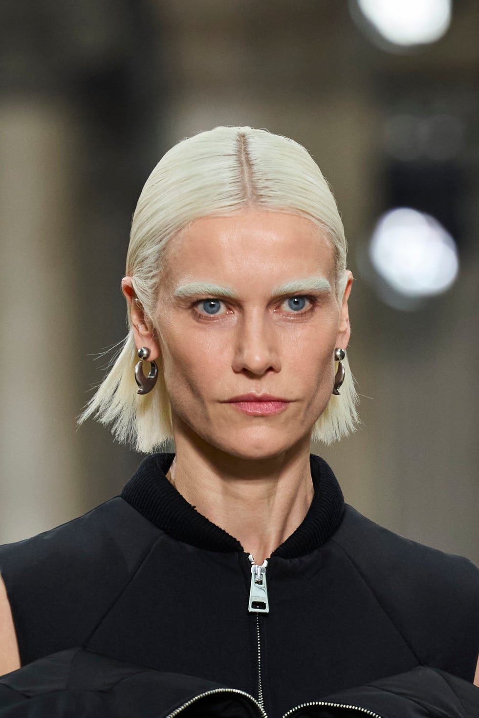 Tagli medi donna Moda 2025 10 FOTO