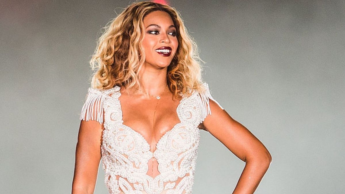 preview for 19 Momenti Perfetti Della Carriera di Beyoncé