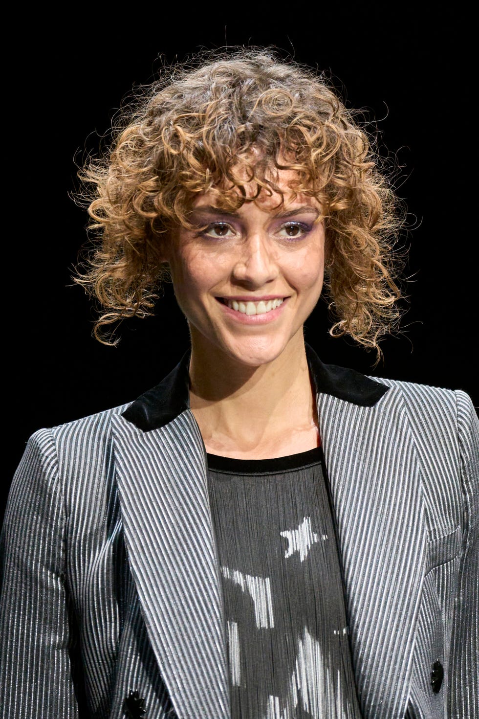Tagli tendenza donna Moda 2025 10 FOTO