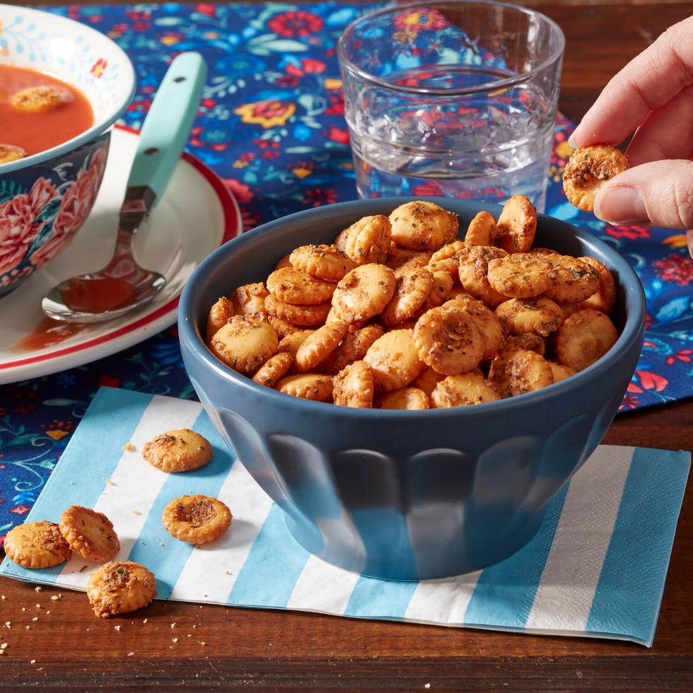 ranch oyster crackers tailgate appetizer