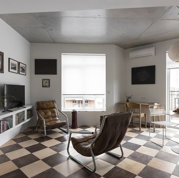 un piso de 45 metros cuadrados de kiev con una sauna en la cocina y un estilo eclectico y vintage