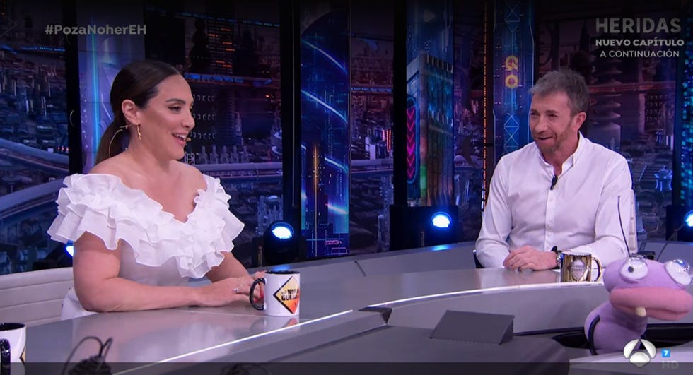 tamara falcó habla en el hormiguero sobre la polémica por su vestido de novia