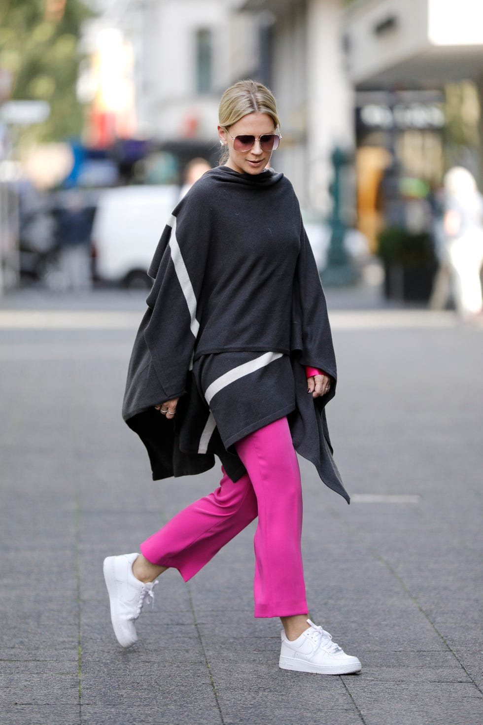 50 Looks Extremadamente Cool Con Zapatillas Deportivas