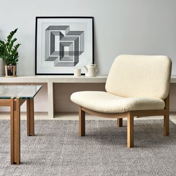 tamart clore chair and coffee table