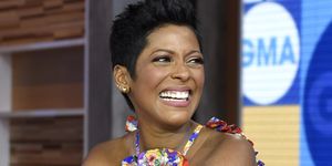 'the tamron hall show' host tamrom hall debuts new hair