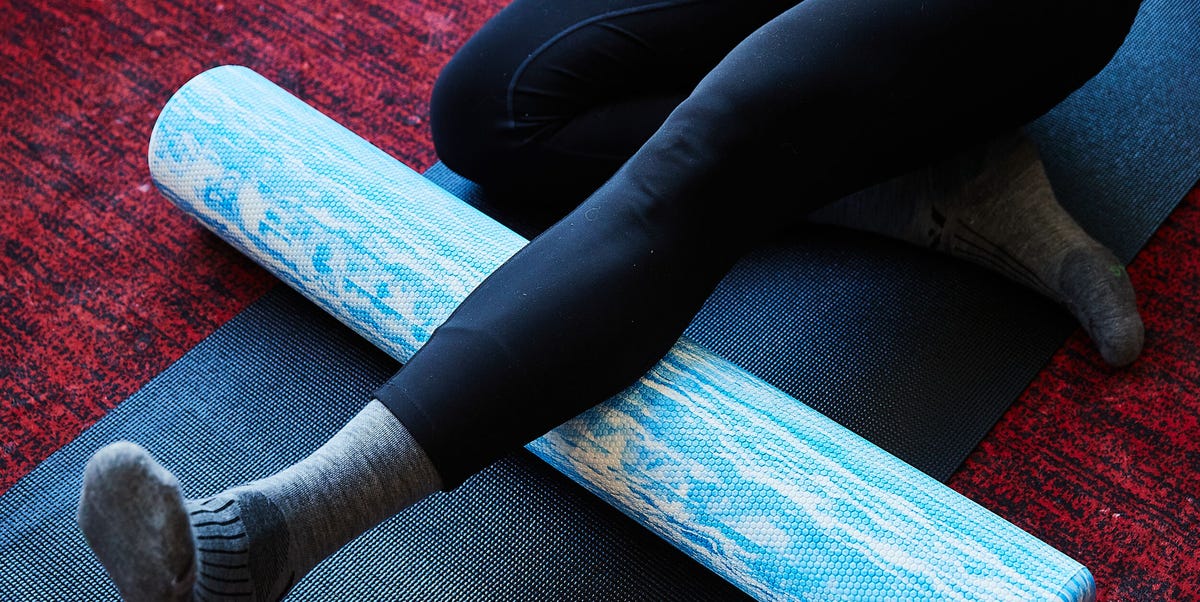 How I Fixed My Sore Knee with 3 Simple Foam Roller Exercises How I Fixed My Sore Knee with 3 Simple Foam Roller Exercises