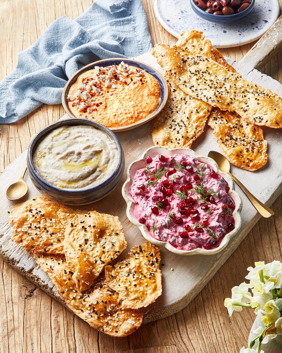 beetroot and pomegranate tzatziki