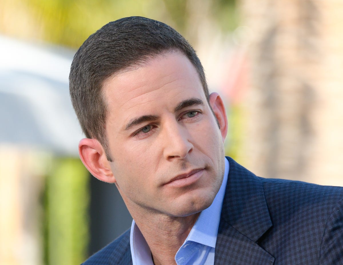 Twitter Reactions to News That Tarek El Moussa Revealed the Gender of ...