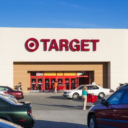 target discount store exterior