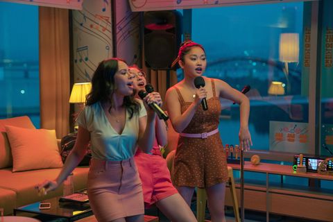 to all the boys ive loved before 3  janel parrish as margot covey, anna cathcart as kitty covey, lana condor as lara jean covey,  in to all the boys ive loved before 3 cr juhan noh  netflix © 2020