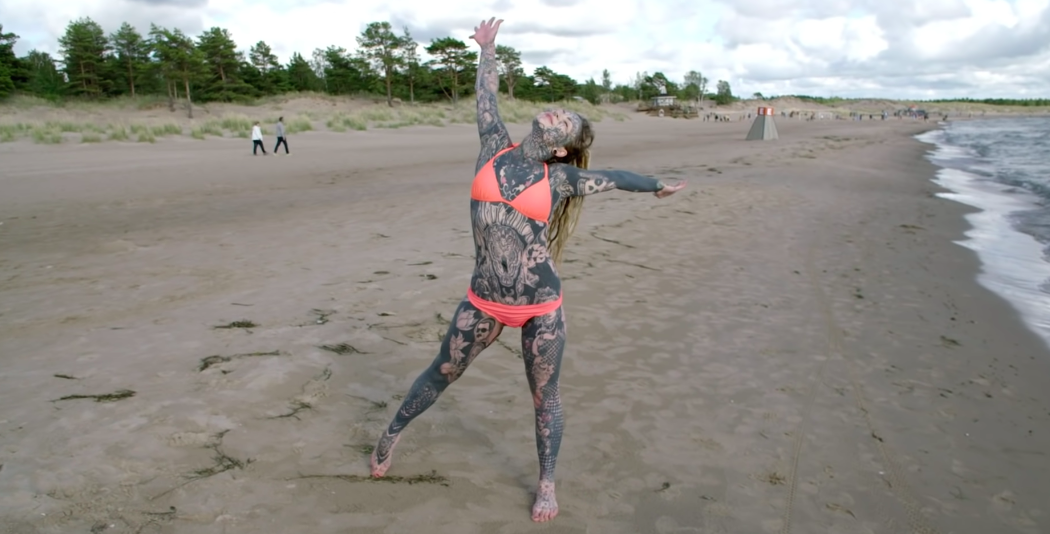 Woman covers 90% of body in tattoos to be 'daddy's girl