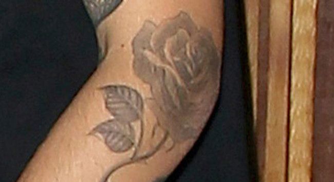 el tatuaje de una rosa
