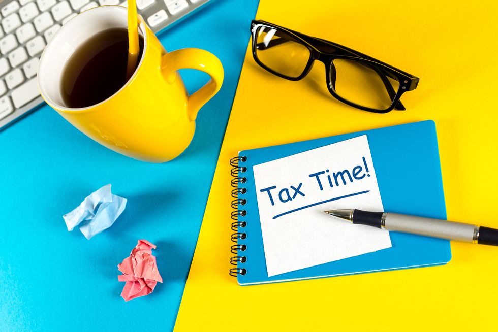 tax time notification of the need to file tax returns, tax form at accauntant workplace