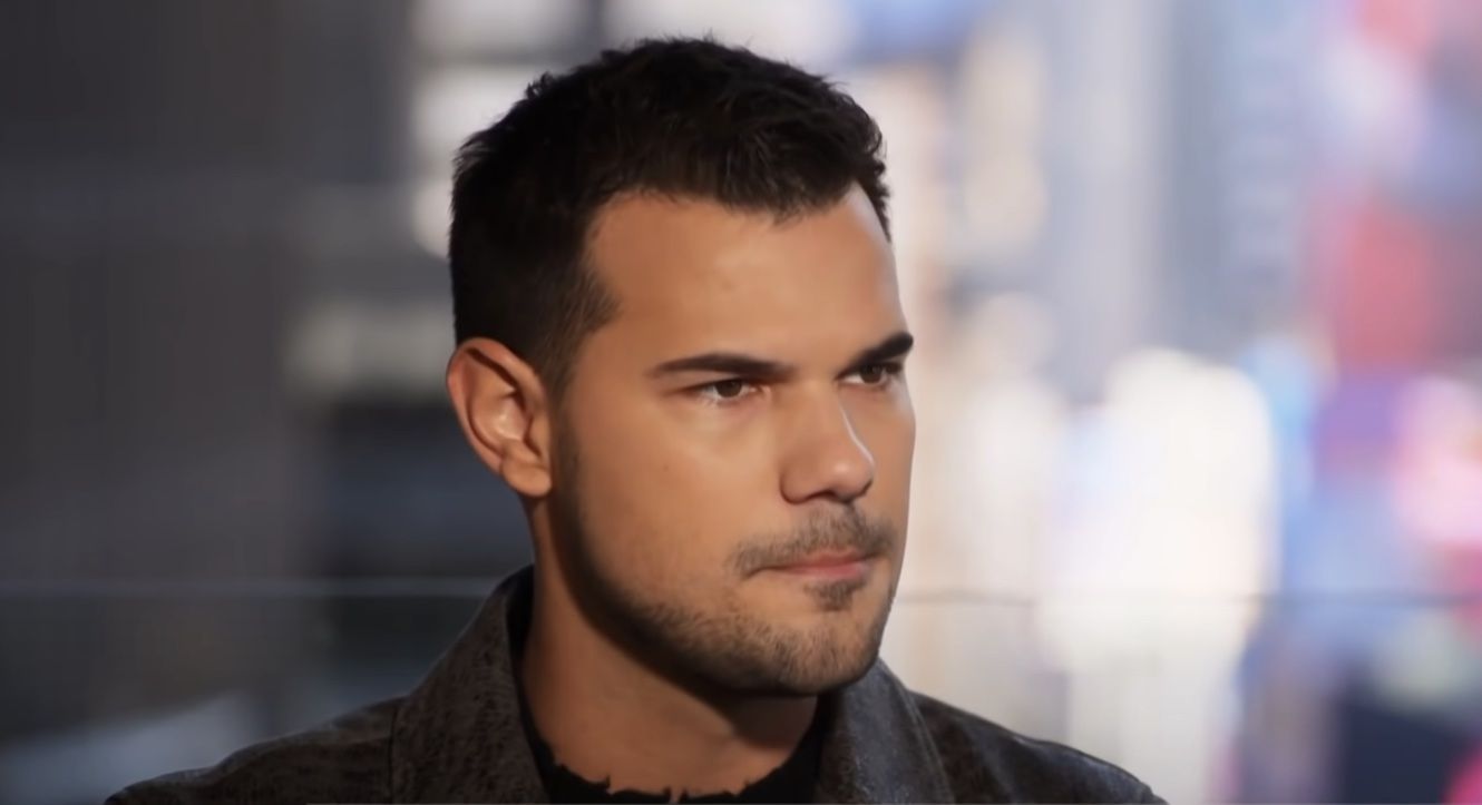 Taylor Lautner Had a Six-Pack Even When He Was About 7-Years-Old -- See The  Pic!