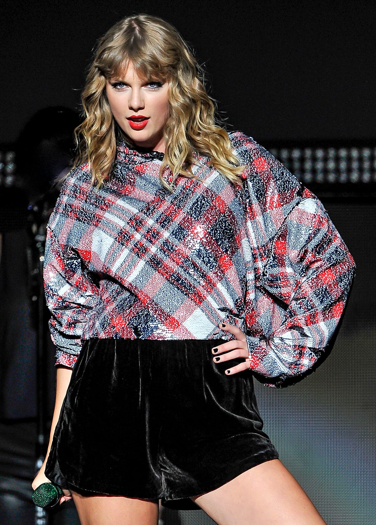 Your Favorite Poet Taylor Swift Wrote a Poem for 'British Vogue' - Taylor  Swift Poetry