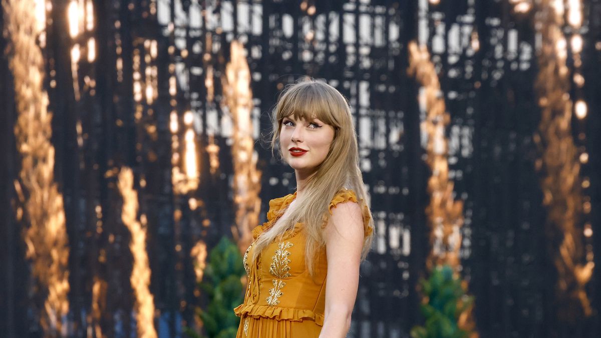 preview for La evolución del estilo de Taylor Swift: 10 claves que explican su cambio