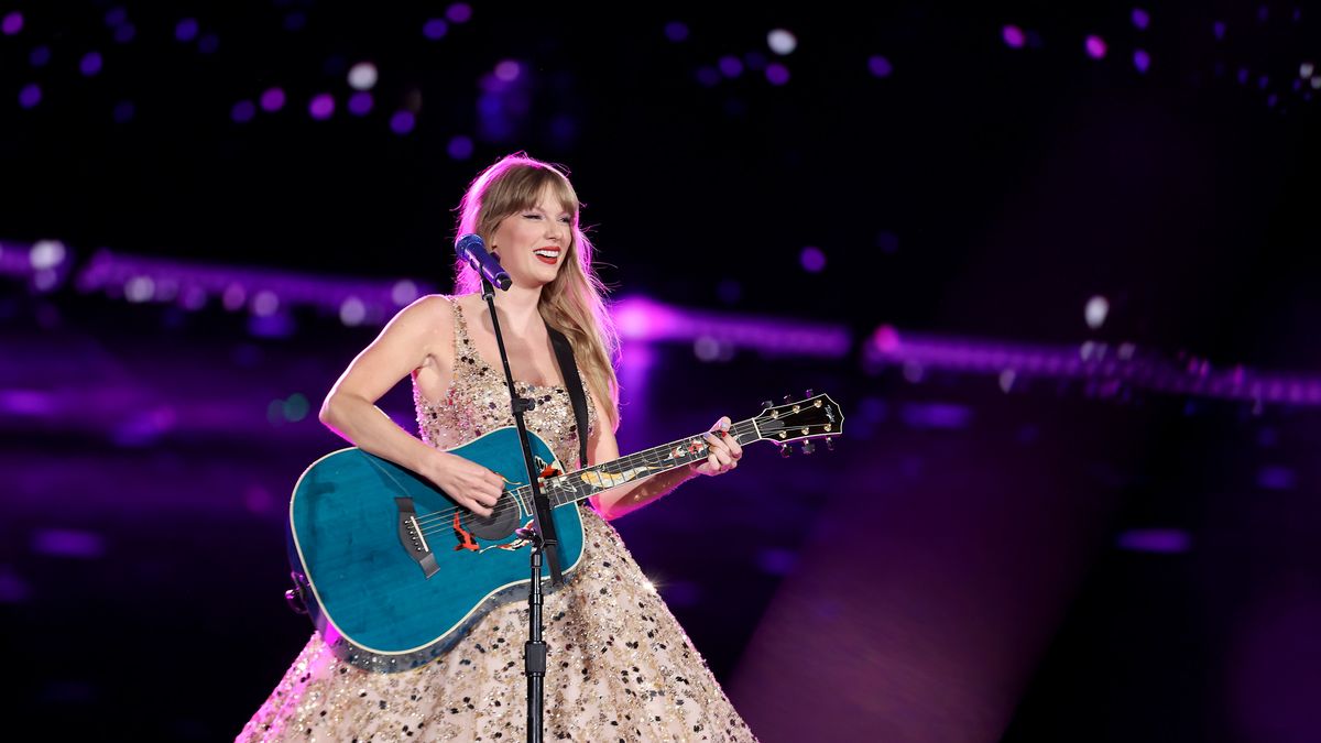 preview for La evolución del estilo de Taylor Swift: 10 claves que explican su cambio