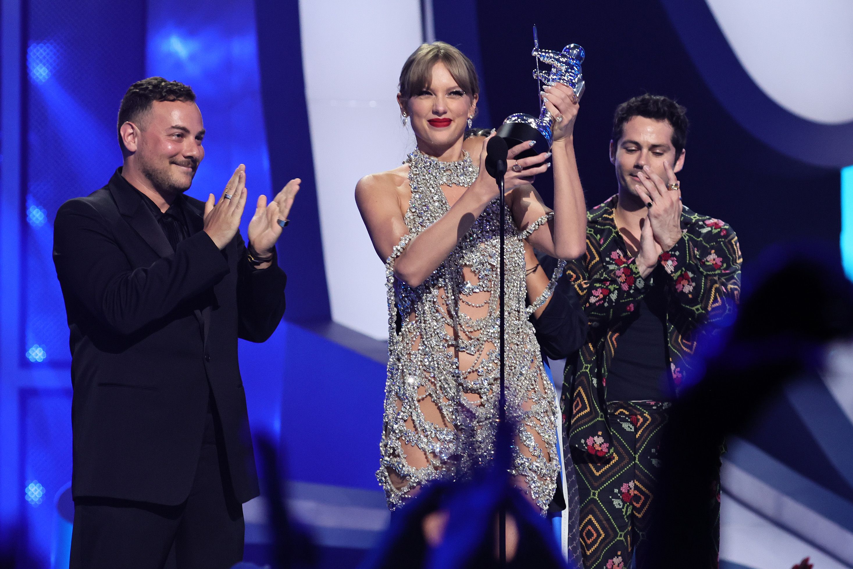 NSYNC Honors Taylor Swift at MTV VMAs 2023 in Suits – WWD