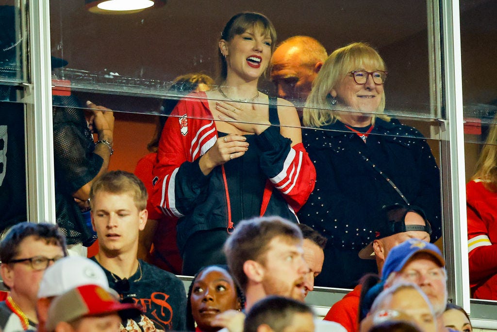 Travis Kelce and Taylor Swift’s Parents Rumored to Meet on Monday