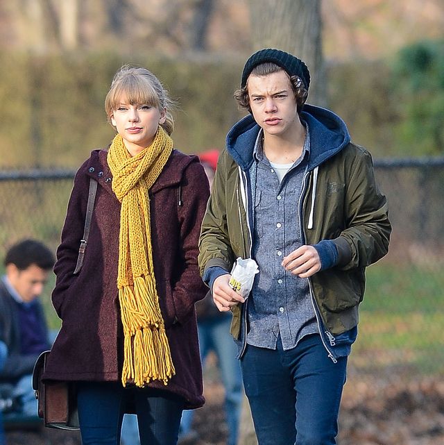 Taylor Swift en Harry Styles lopen