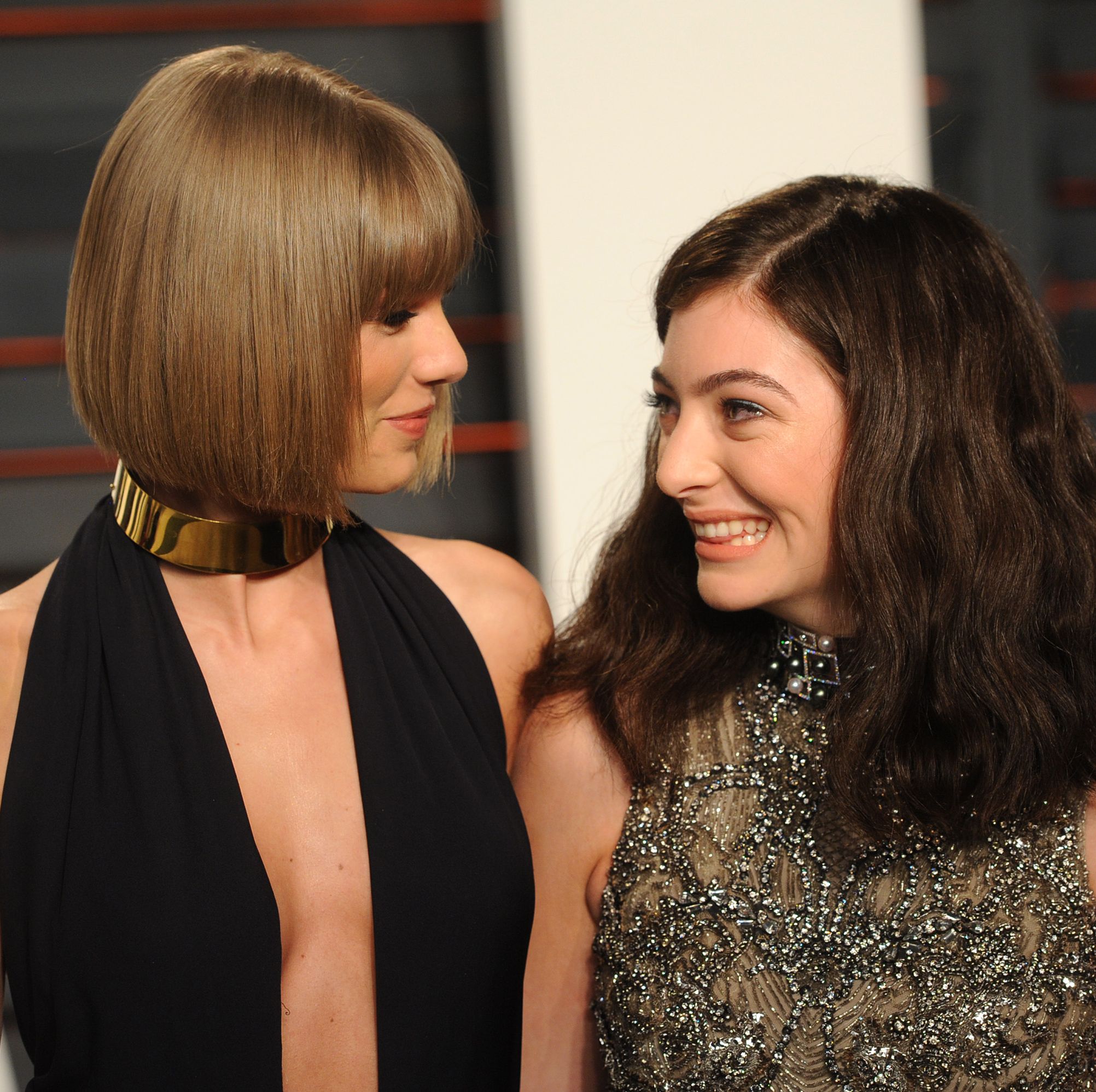 Lorde Gave a Revealing Look at How Taylor Swift Texts