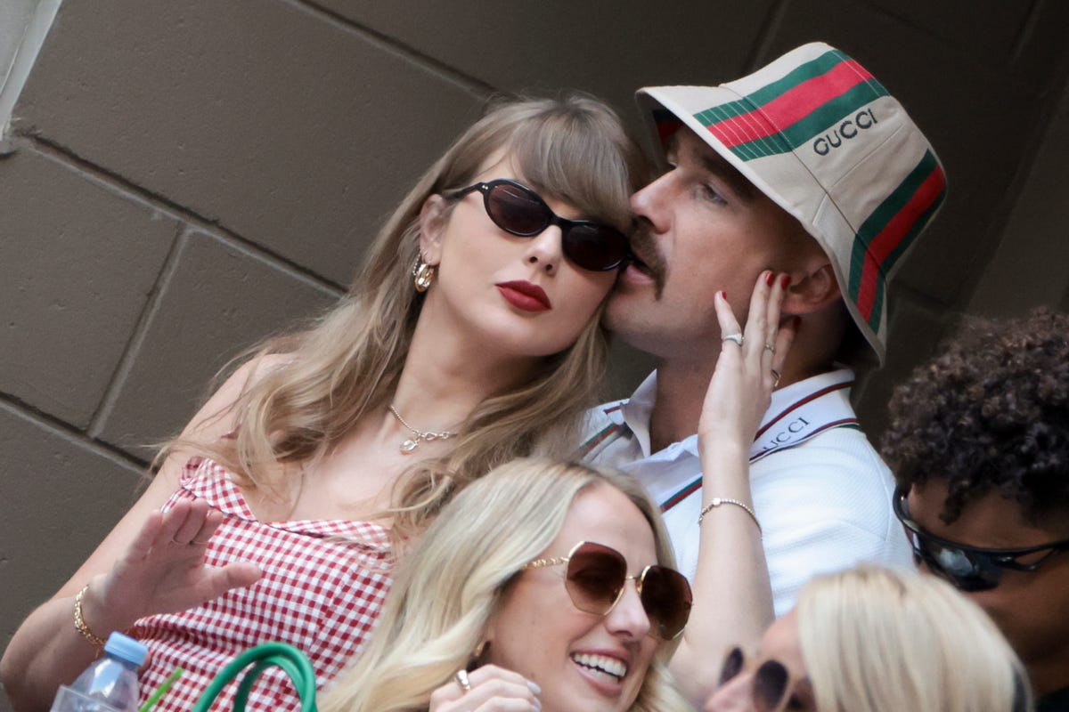 Travis Kelce Has Reportedly Given Taylor Swift a 'Tremendous Sense of Peace'