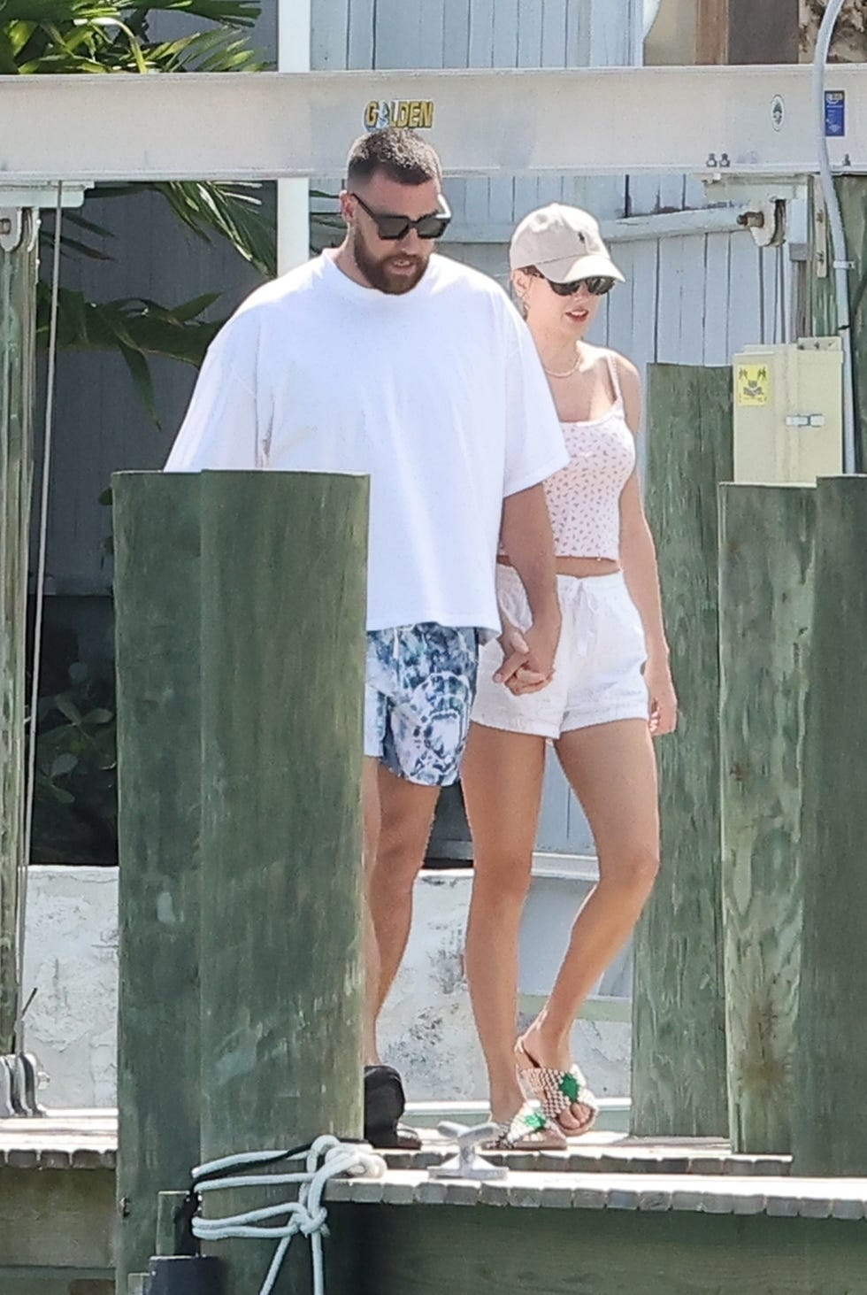 taylor swift and travis kelce