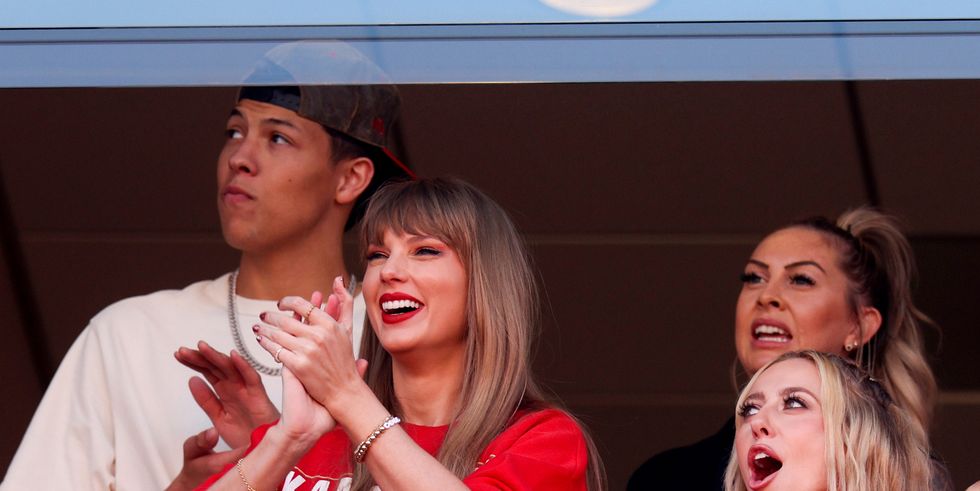 A Look At Taylor Swift's Rumoured Boyfriend Travis Kelce's Net Worth