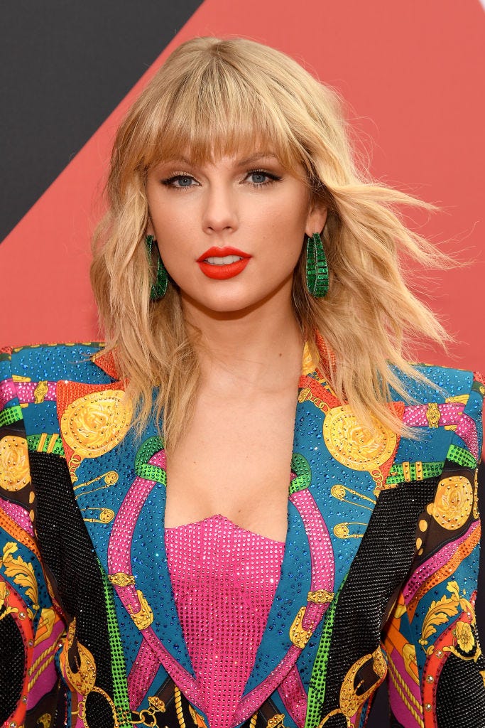 taylor swift  hairstyles for thin hair