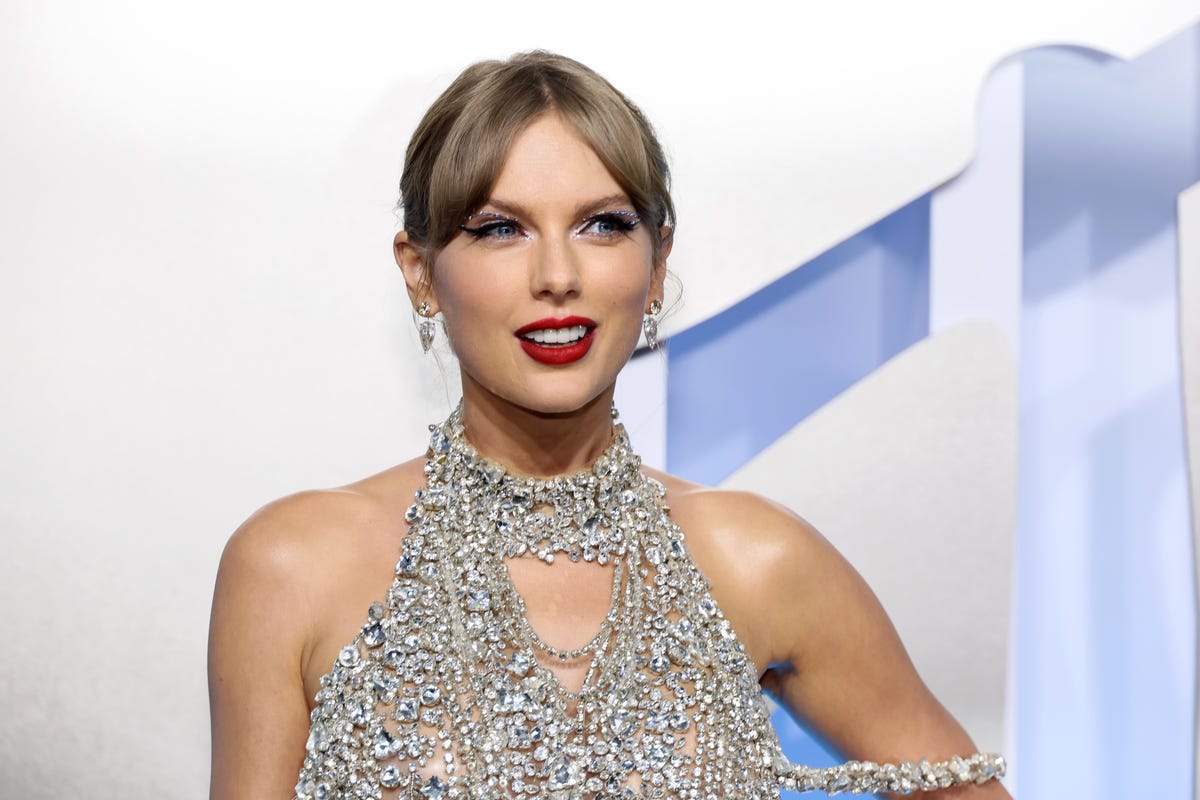 Taylor Swift Net Worth How Much Is Taylor Swift Worth In 2023? lupon