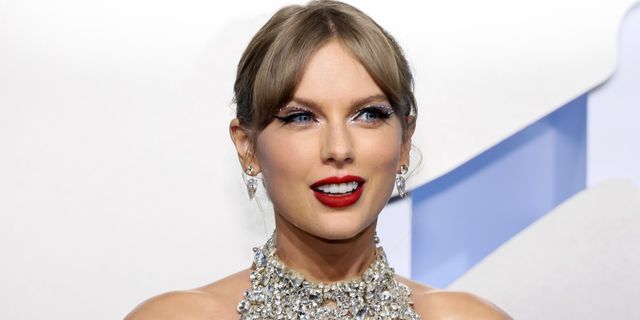 Taylor Swift'S Net Worth: How The Star Makes Her Money