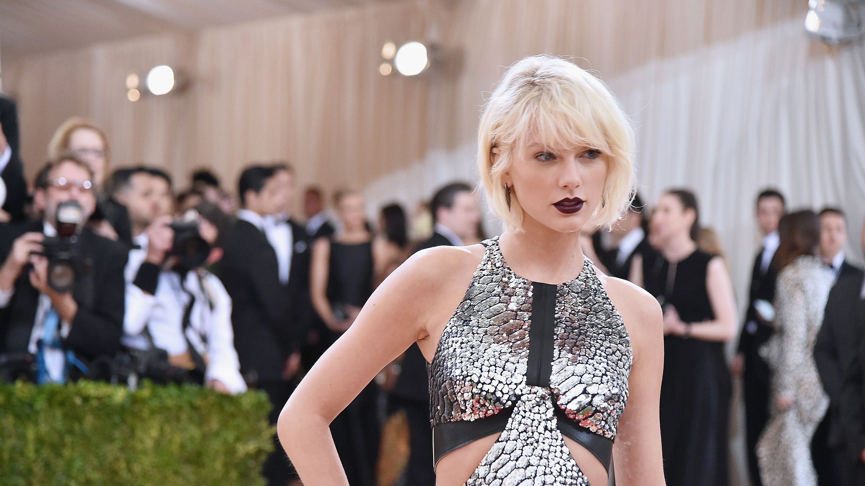 What Taylor Swift's 'Bejeweled' Lyrics Really Mean - Calvin Harris Met Gala  Reference