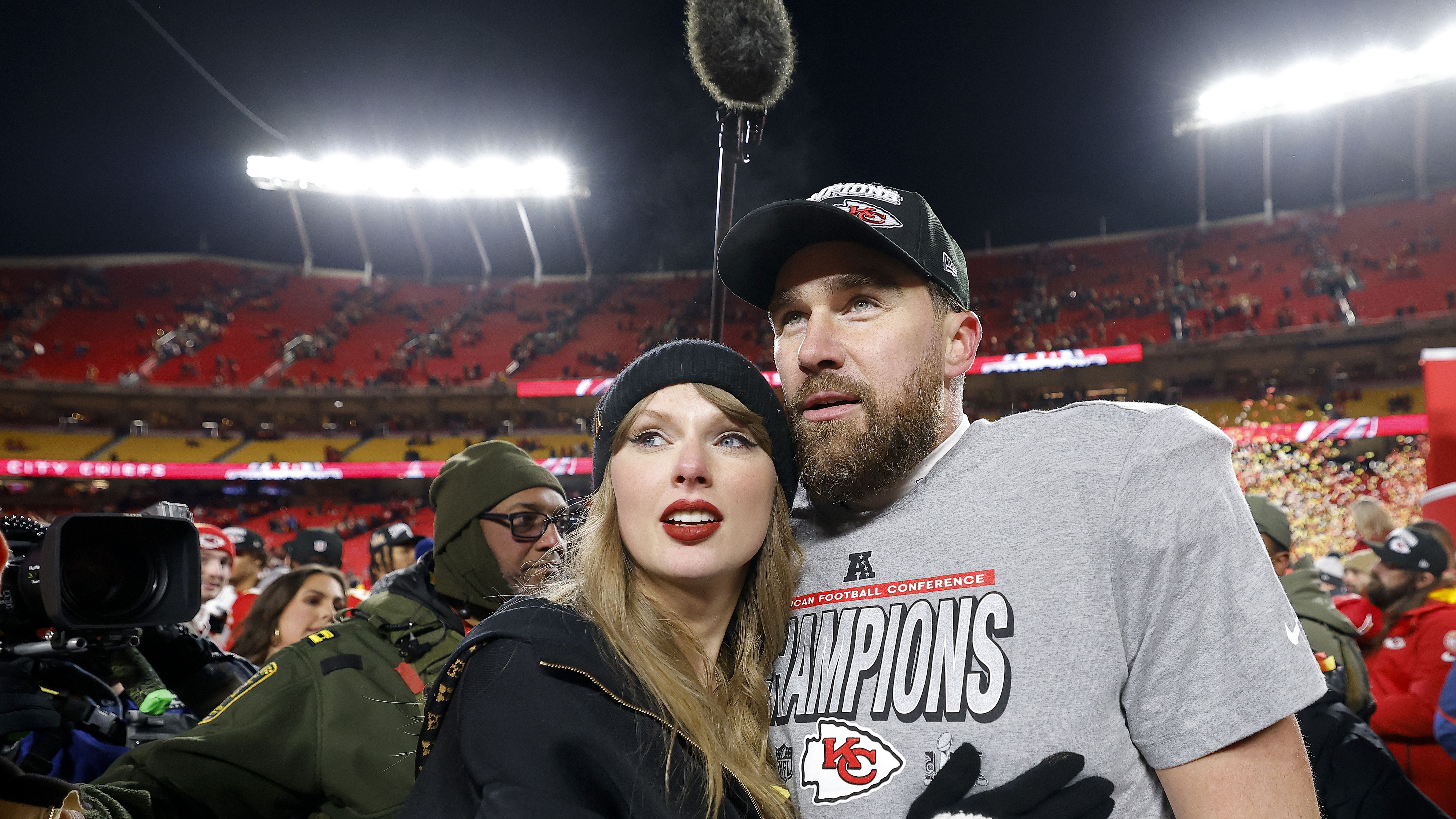 Taylor Swift: Dating History