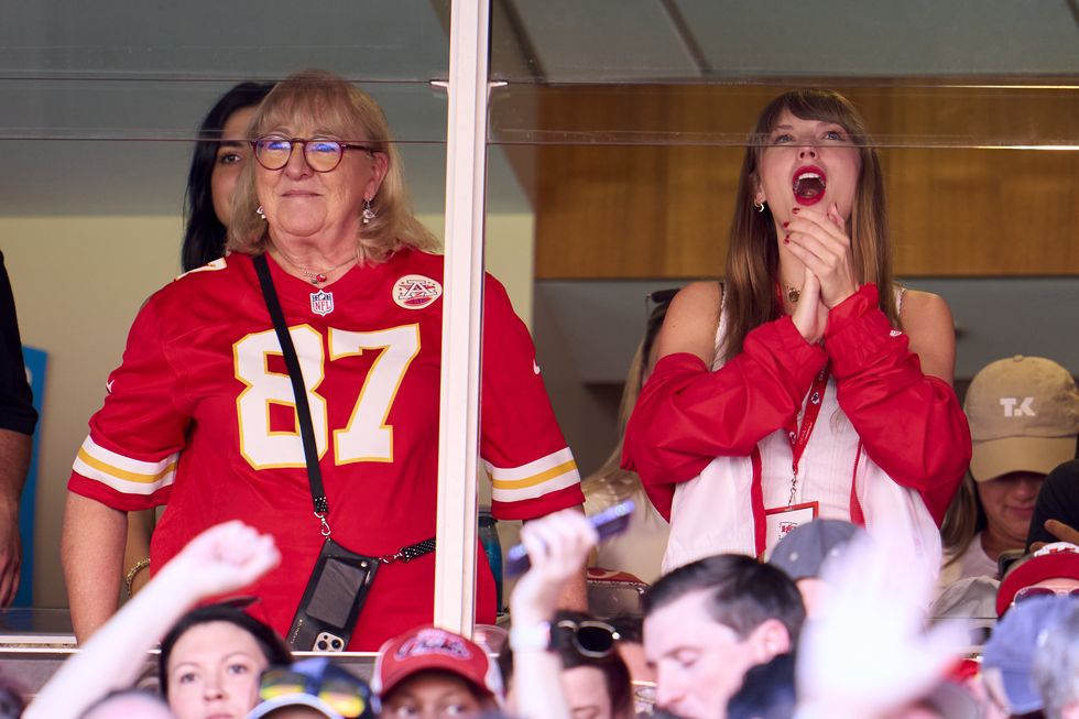Travis Kelce Defends His 'Comfy' Velvet Pants as Fans Liken Them to Taylor  Swift's Curtains
