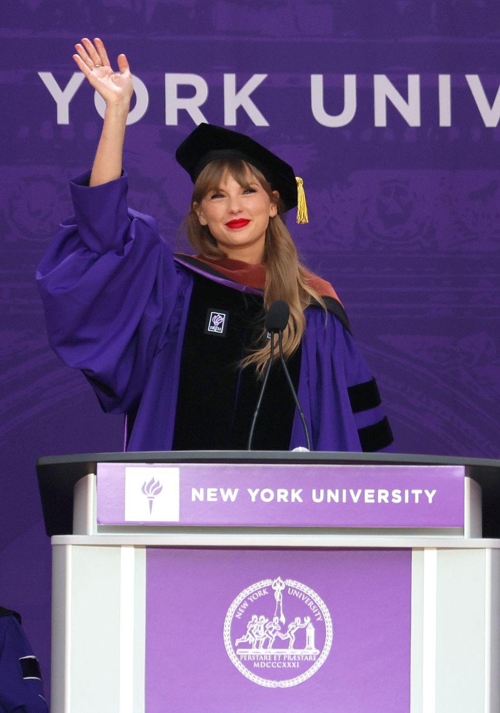 Did Taylor Swift Go To College? Plus, Her New Honorary Doctorate