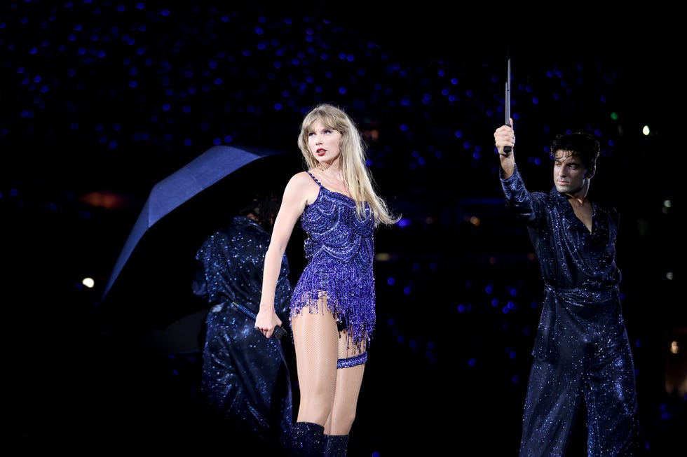 taylor swift midnight rain eras concert