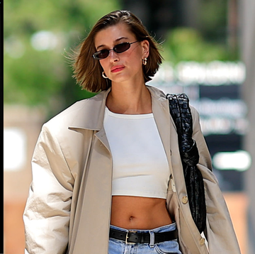 hailey bieber taylor swift summer outfit