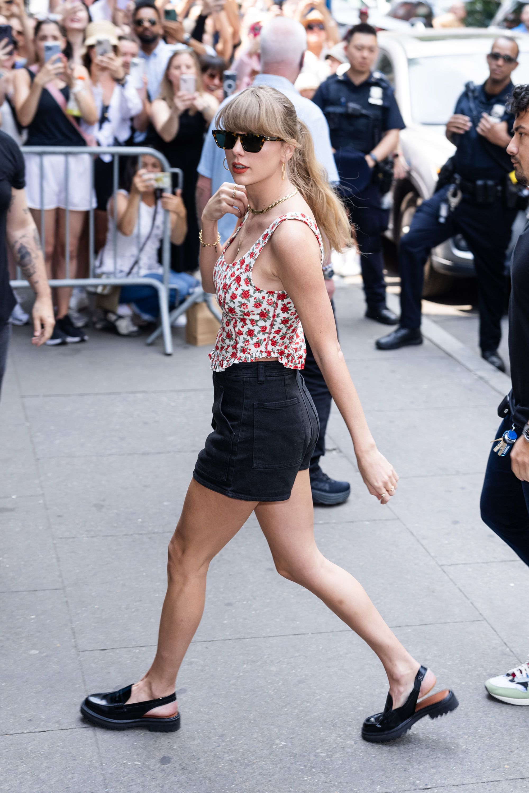 Taylor Swift Style  Taylor swift style, Taylor swift outfits
