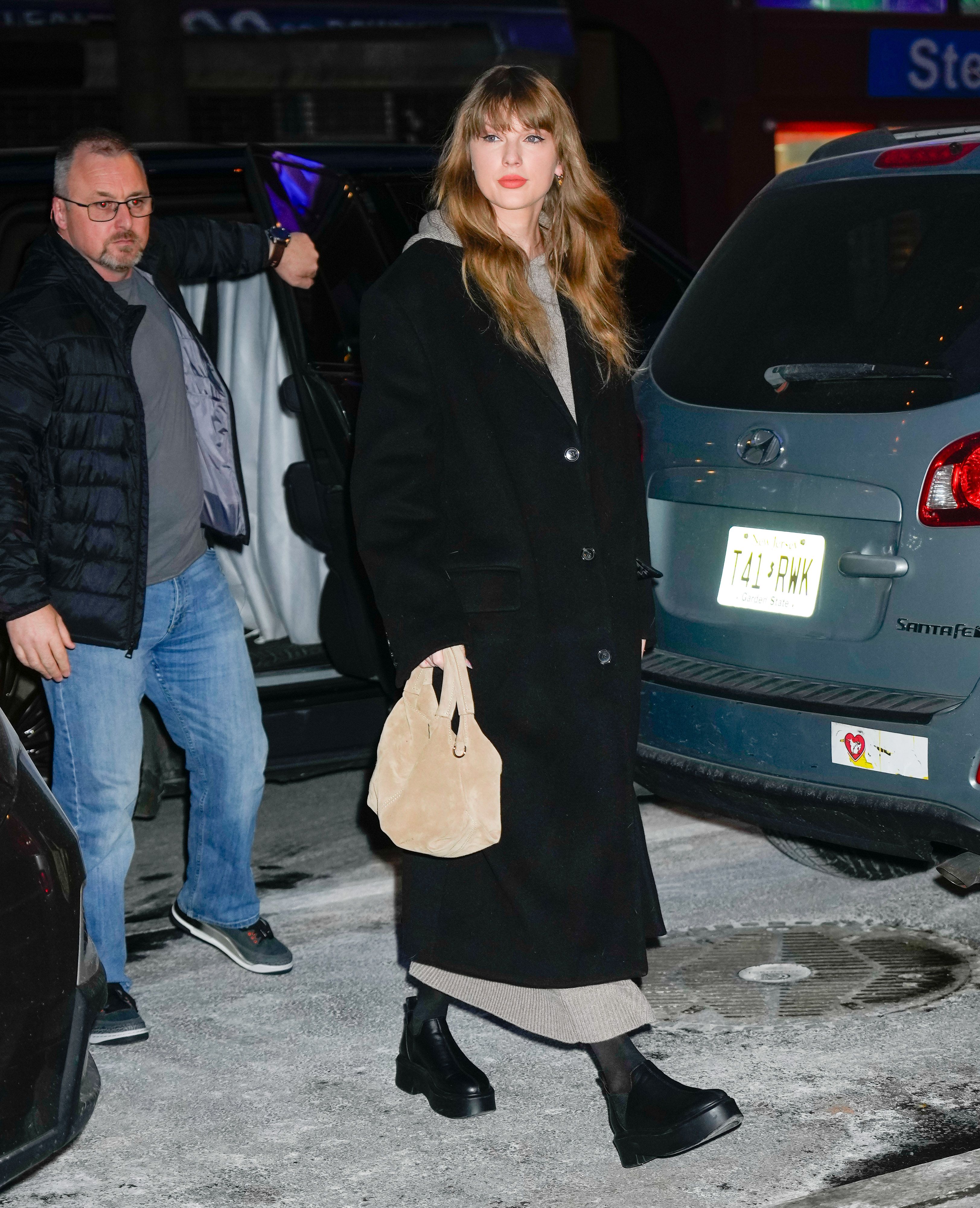 Shop Taylor Swift's Cozy Cashmere Dress from The Row