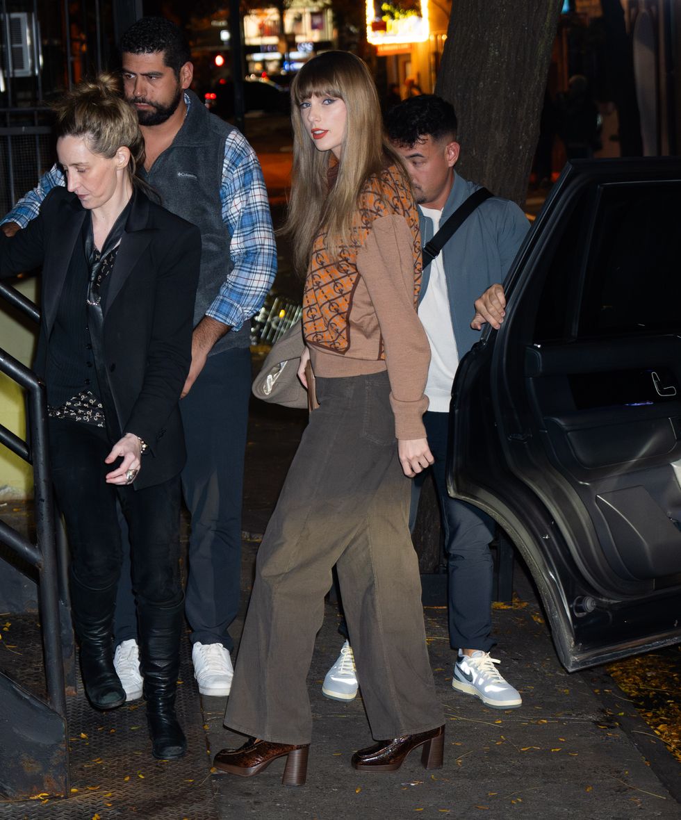 Taylor Swift Wearing Loafers and Socks