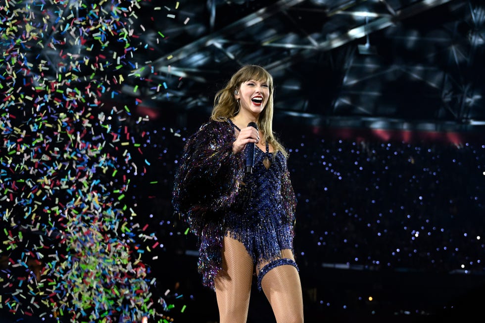 13 Best Taylor Swift Halloween Costumes Ideas for 2024