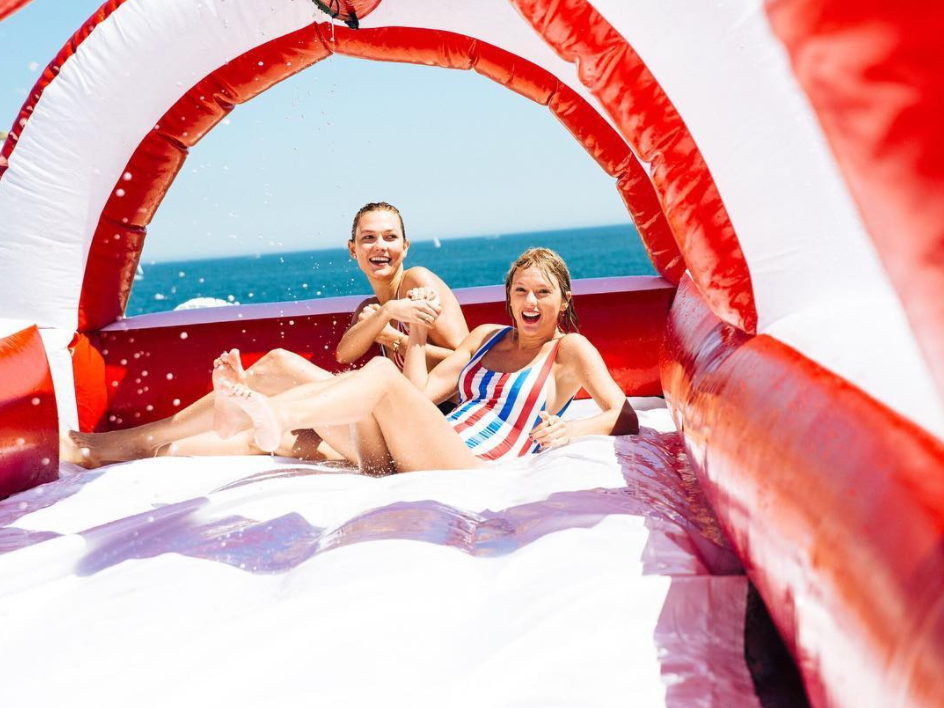 19 Thoughts I Had About the Return of Taylor Swift's Fourth of July Party