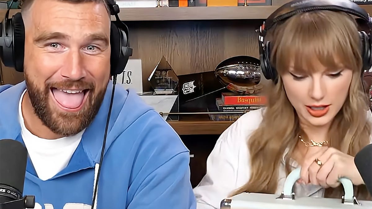 travis kelce e taylor swift quando ela anunciou seu álbum