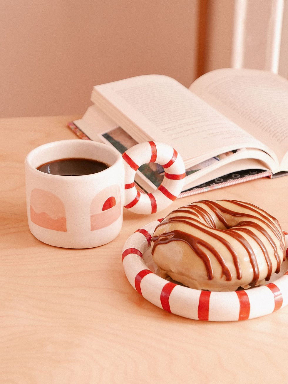 taza y plato con donuts de ceramica jeje.things