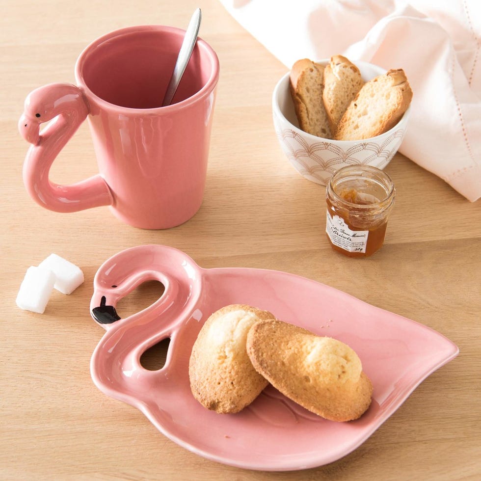 Taza y plato de flamencos para el desayuno