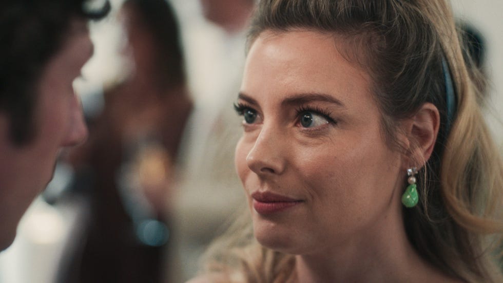 Gillian Jacobs jako Tiffany w niedźwiedziu sezon 4