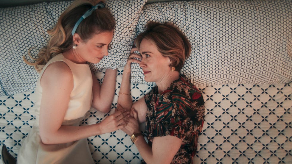 Gillian Jacobs jako Tiffany i Sarah Paulson jako Michelle w Bear sezon 4
